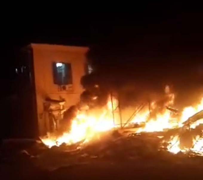 14 اصابة بانفجار بمحل لبيع مود البناء في يافا 